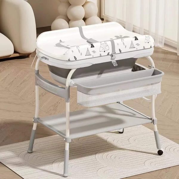 CHANGING TABLE From first day of motherhood